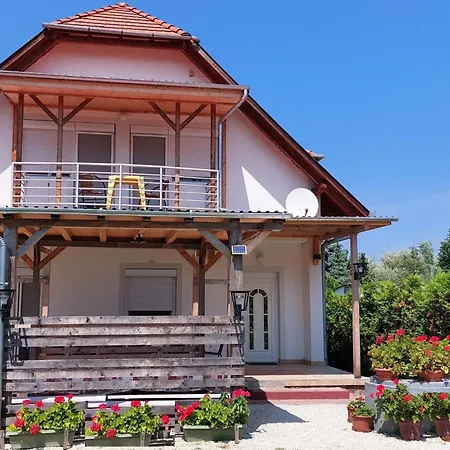 Am By Interhome דירה